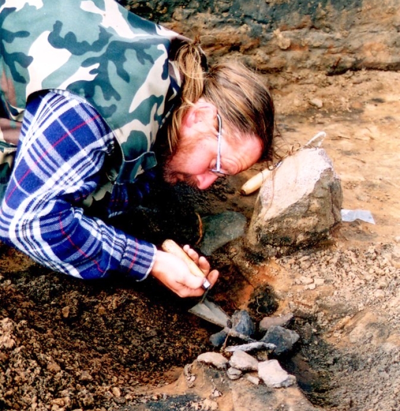 2003 m. archeologinius kasinėjimus vykdo doc. dr. A. Luchtanas